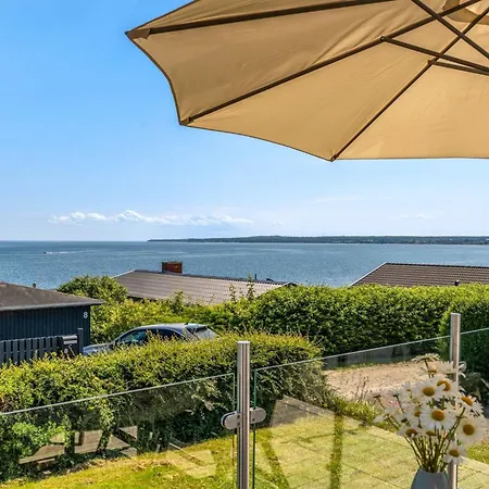 Alkmund - 100m From The Sea By Interhome